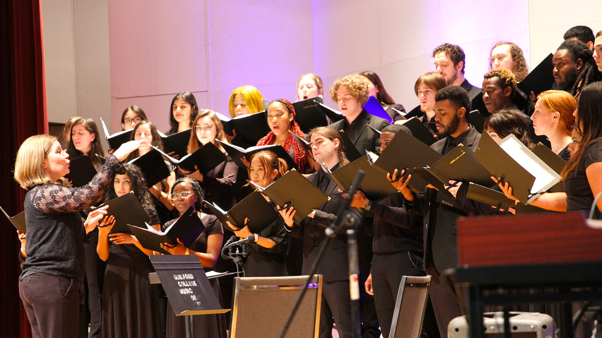 The Guilford College Choir performs "Sorida."