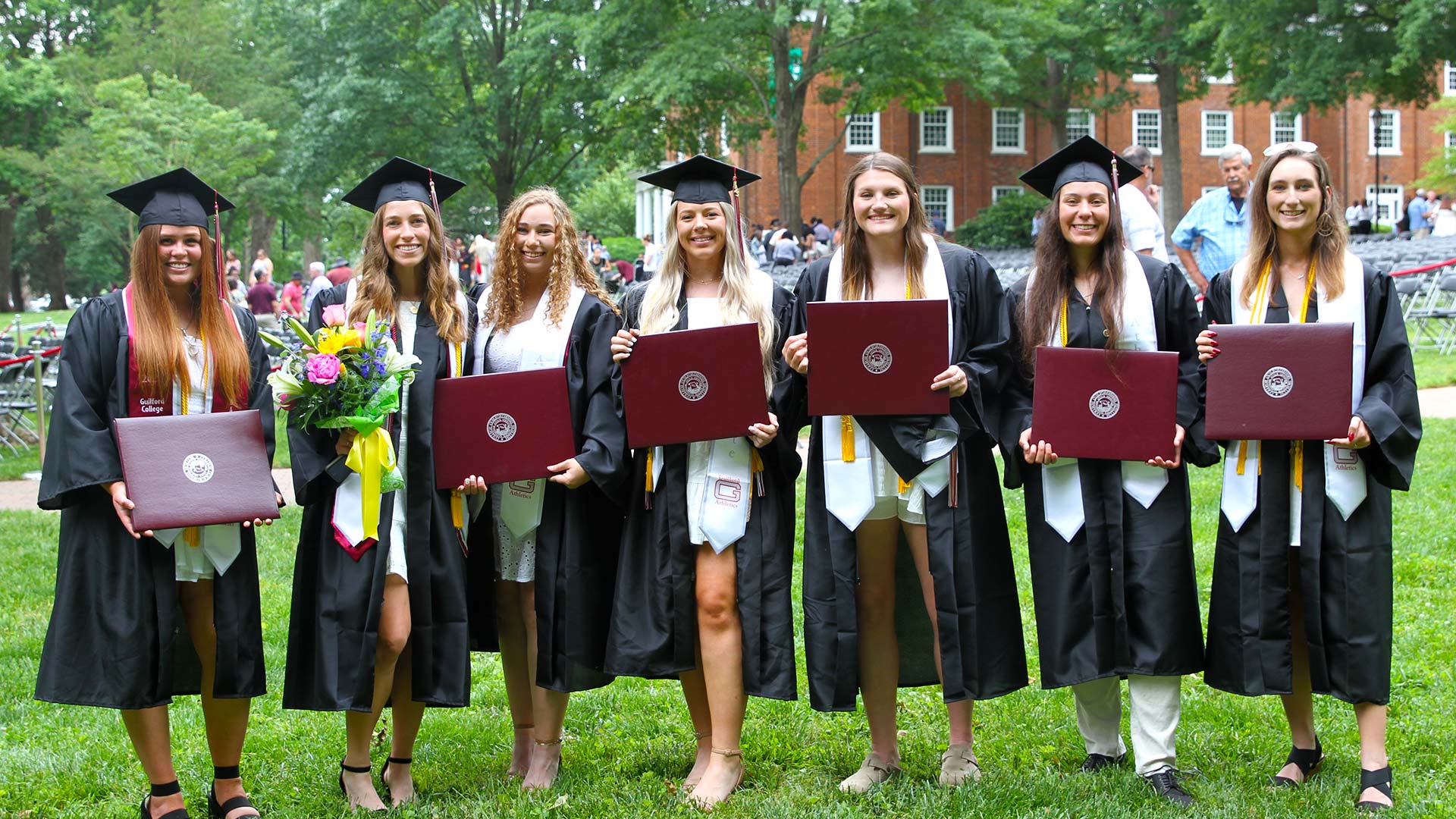 Softball team graduates, class of 2023