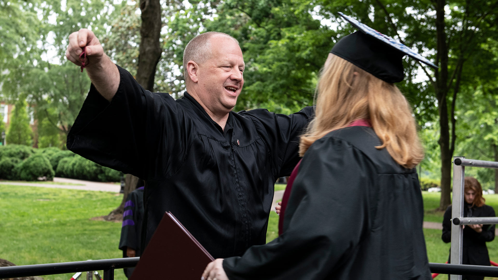 Mark Edwards ’90 welcomes his daughter, Avery ’23, to the Alumni Association