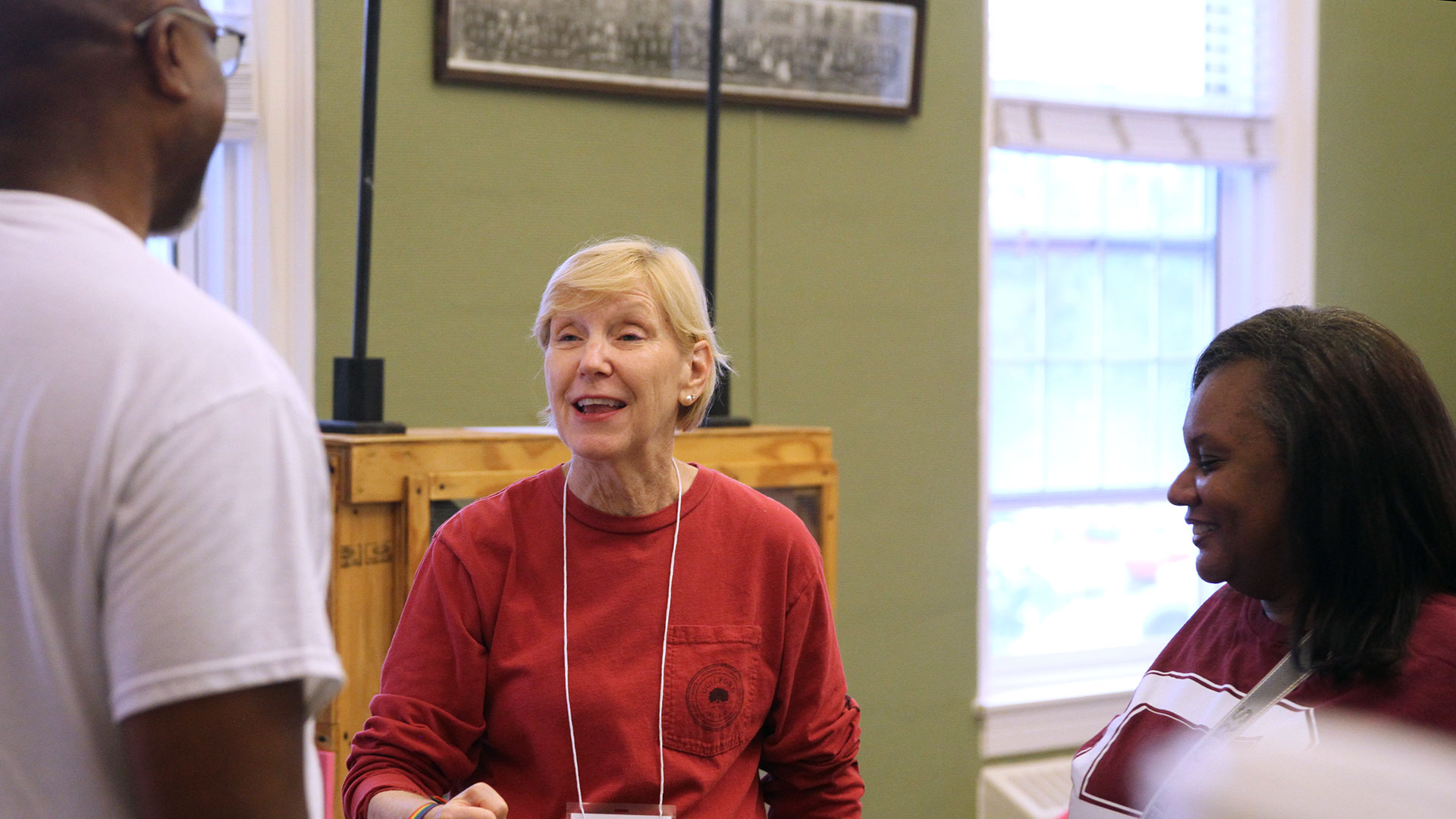 Katherine Cummings '83 greets parents in Hendricks Hall.